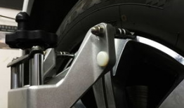 四轮定位视频,视频深度解读